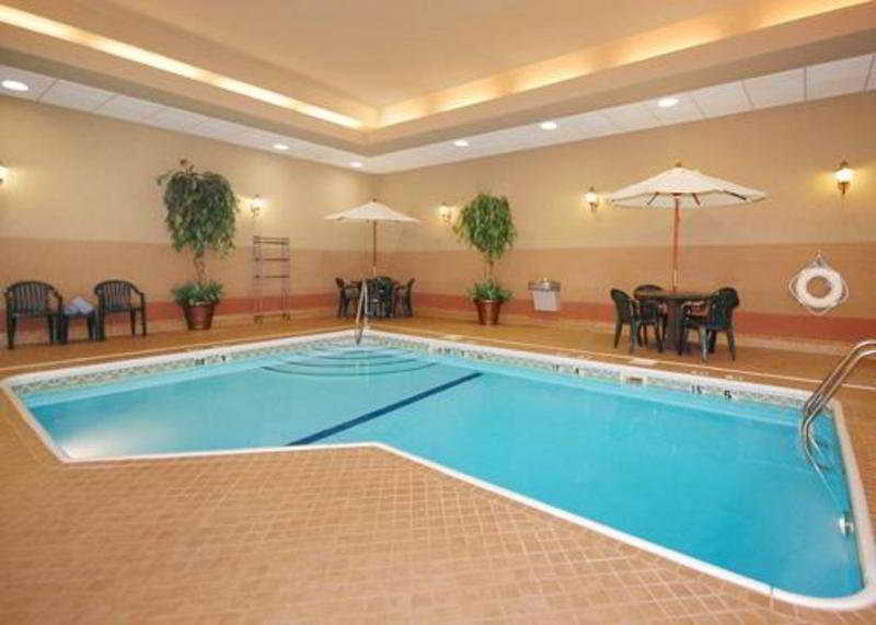Holiday Inn Express And Suites Springfield Medical District By Ihg Facilities photo